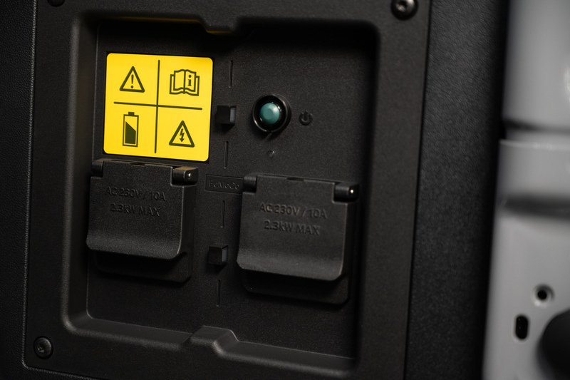 Ford Transit Custom 2.5 320 232ps PHEV Auto Double Cab L1 - N15628