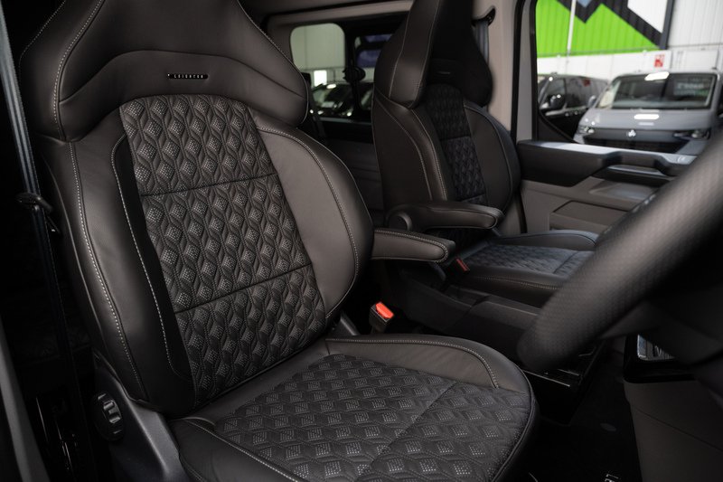 Ford Transit Custom 2.5 320 232ps PHEV Auto Double Cab L1 - N15628