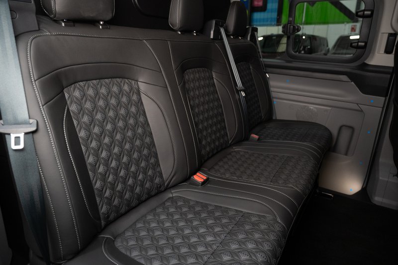 Ford Transit Custom 2.5 320 232ps PHEV Auto Double Cab L1 - N15628