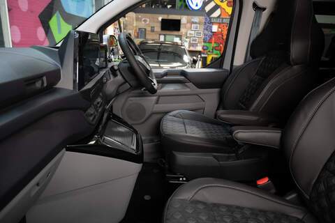 Ford Transit Custom 2.5 320 232ps PHEV Auto Double Cab L1 - N15628