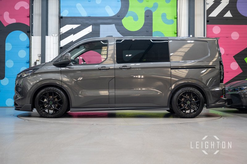 Ford Transit Custom 2.5 320 232ps PHEV Auto Double Cab L1 - N5374