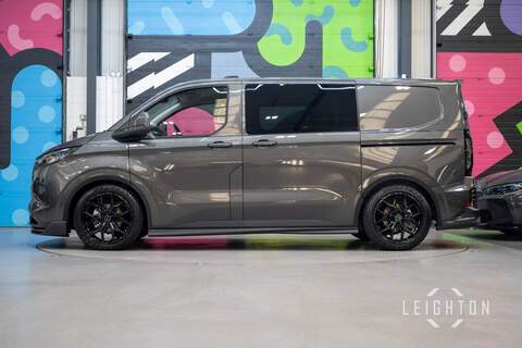 Ford Transit Custom 2.5 320 232ps PHEV Auto Double Cab L1 - N5374