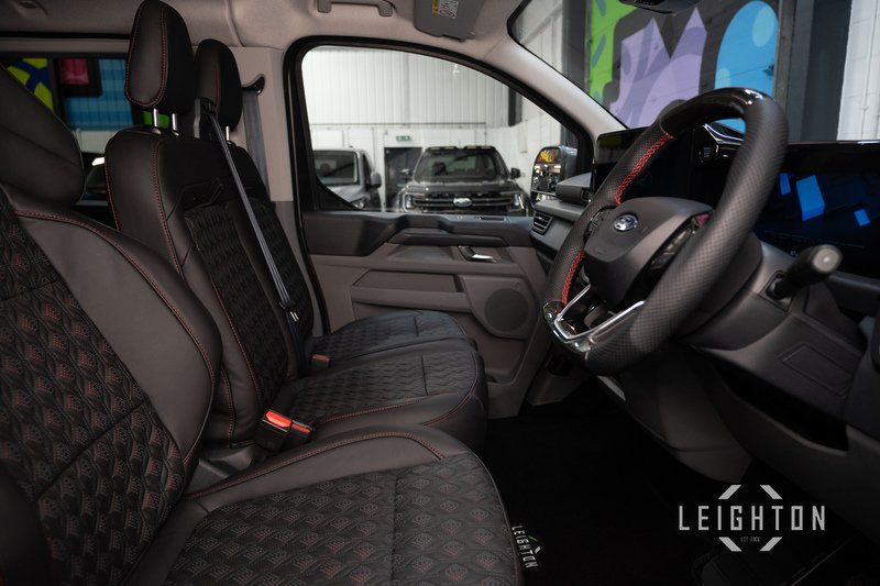 Ford Transit Custom 2.5 320 232ps PHEV Auto Double Cab L1 - N5374
