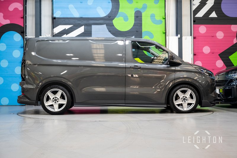 Ford Transit Custom 2.5 320 232ps Auto PHEV Panel Van L1 - N5684