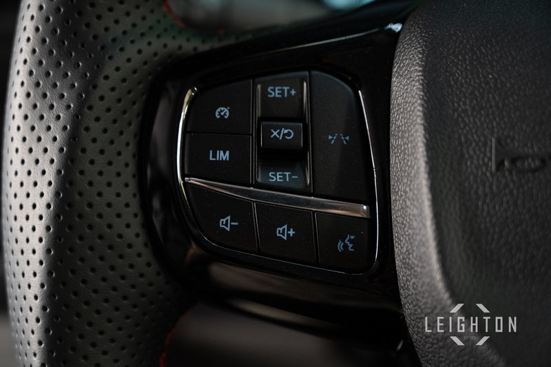 Ford Transit Custom 2.5 320 232ps Auto PHEV Panel Van L1 - N5684