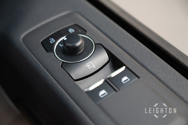 Ford Transit Custom 2.5 320 232ps Auto PHEV Panel Van L1 - N5684