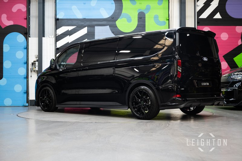 Ford Transit Custom 2.5 320 232ps Auto Phev Panel Van L2 - N5639
