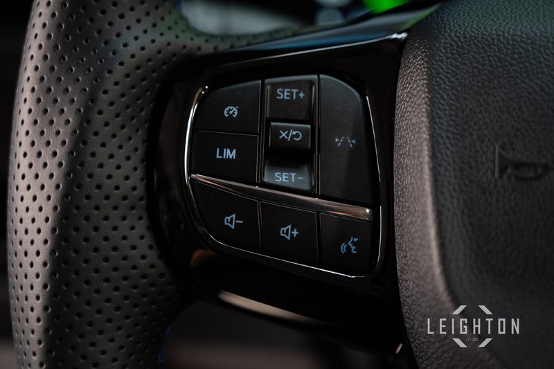 Ford Transit Custom 2.5 320 232ps Auto Phev Panel Van L2 - N5639
