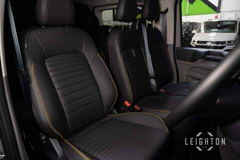 Ford Transit Custom TRAIL 2.0 320 150ps Diesel Manual Double Cab L1 - N5836