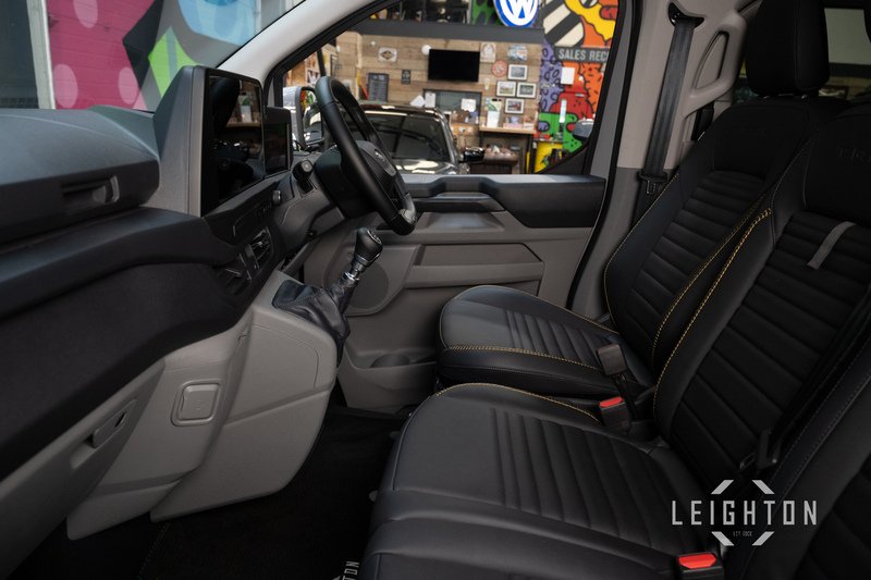 Ford Transit Custom TRAIL 2.0 320 150ps Diesel Manual Double Cab L1 - N5836