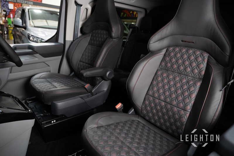 Ford Transit Custom 2.5 320 232ps Auto PHEV Double Cab L1 - N5828