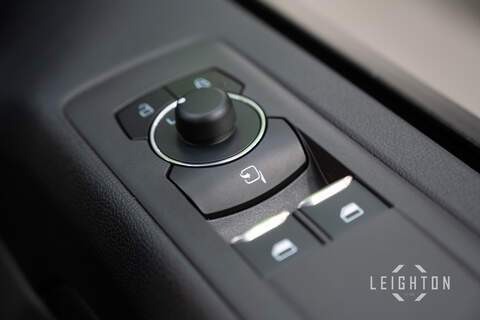 Ford Transit Custom 2.5 320 232ps Auto PHEV Double Cab L1 - N5855