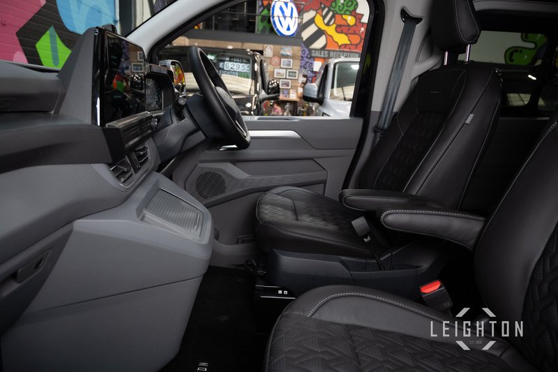 Volkswagen Transporter 2.0 T32 170ps Diesel Auto Kombi SWB - N5924