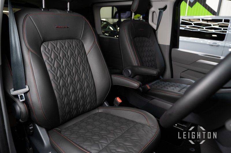 Volkswagen Transporter 2.0 T32 170ps Diesel Auto Kombi SWB - N5925