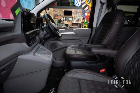 Volkswagen Transporter 2.0 T32 170ps Diesel Auto Kombi SWB - N5925