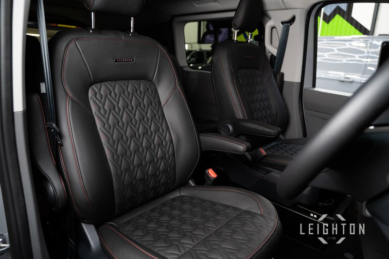 Volkswagen Transporter 2.0 T32 170ps Diesel Auto Kombi SWB - N5927