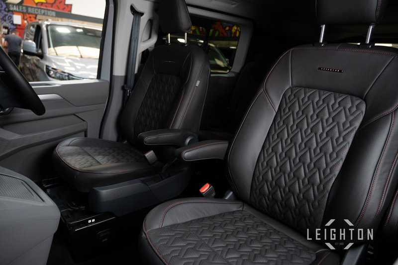 Volkswagen Transporter 2.0 T32 170ps Diesel Auto Kombi SWB - N5927