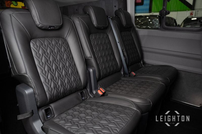 Volkswagen Transporter 2.0 T32 150ps Diesel 4M Auto Kombi LWB - N5930