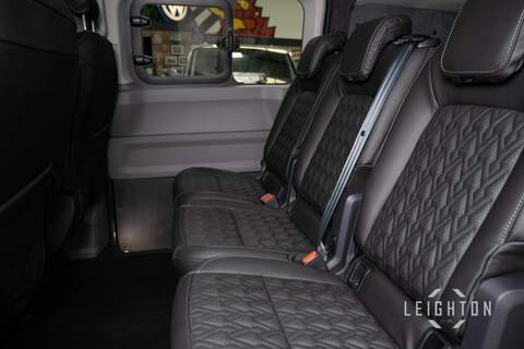 Volkswagen Transporter 2.0 T32 150ps Diesel 4M Auto Kombi LWB - N5930