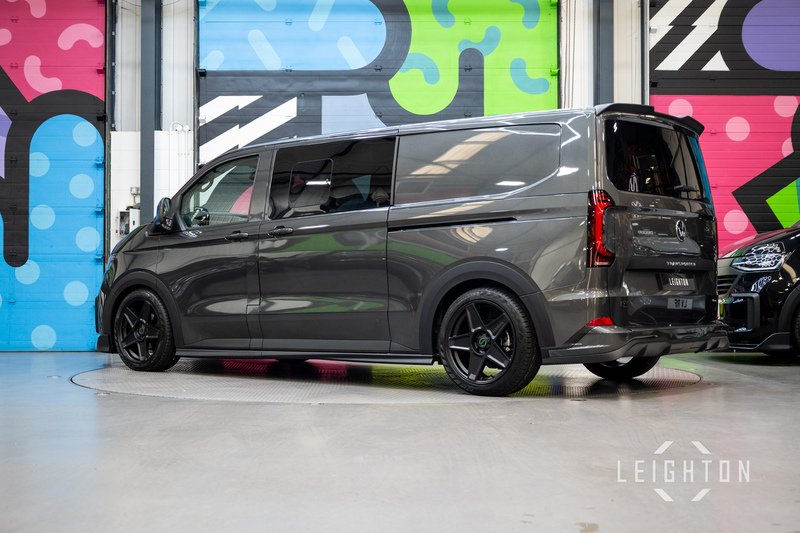 Volkswagen Transporter 2.0 T32 150ps Diesel 4M Auto Kombi LWB - N5931