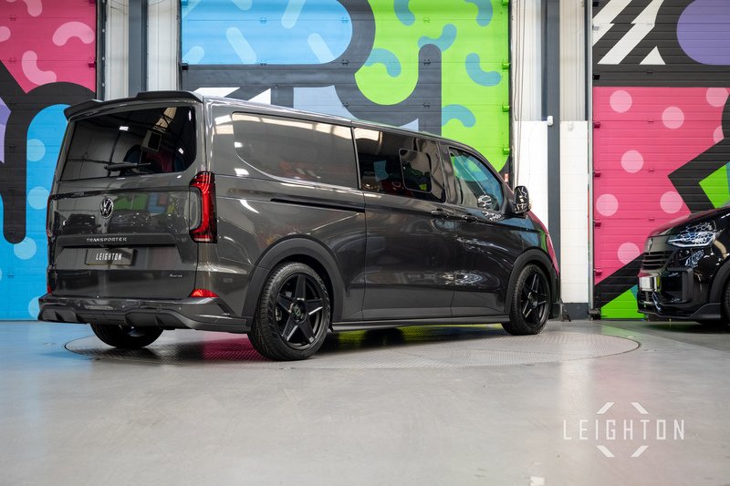 Volkswagen Transporter 2.0 T32 150ps Diesel 4M Auto Kombi LWB - N5931
