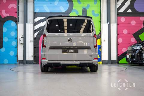 Volkswagen Transporter 2.0 T32 150ps Diesel 4M Auto Kombi LWB - N5932