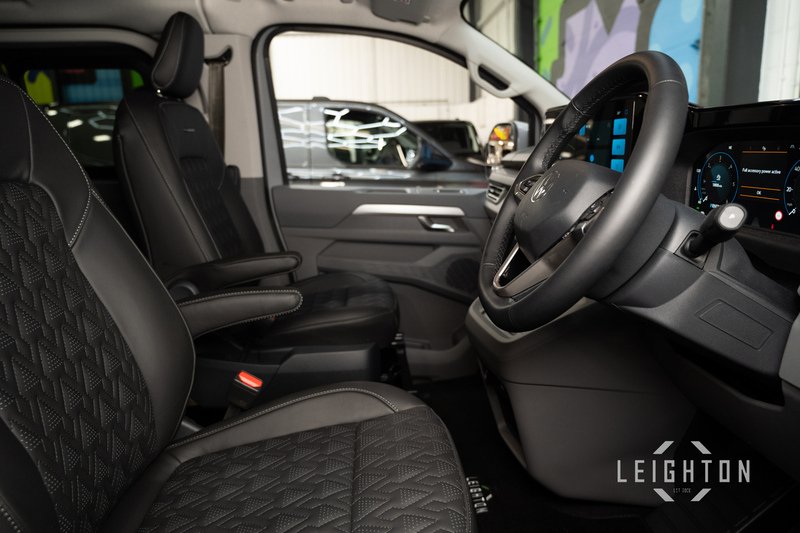 Volkswagen Transporter 2.0 T32 150ps Diesel 4M Auto Kombi LWB - N5932