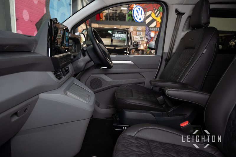 Volkswagen Transporter 2.0 T32 150ps Diesel 4M Auto Kombi LWB - N5932