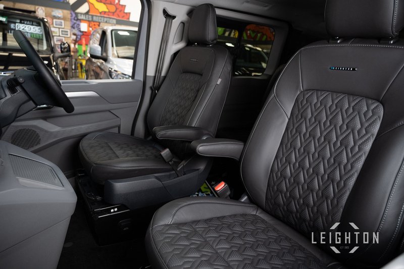 Volkswagen Transporter 2.0 T32 150ps Diesel 4M Auto Kombi LWB - N5932