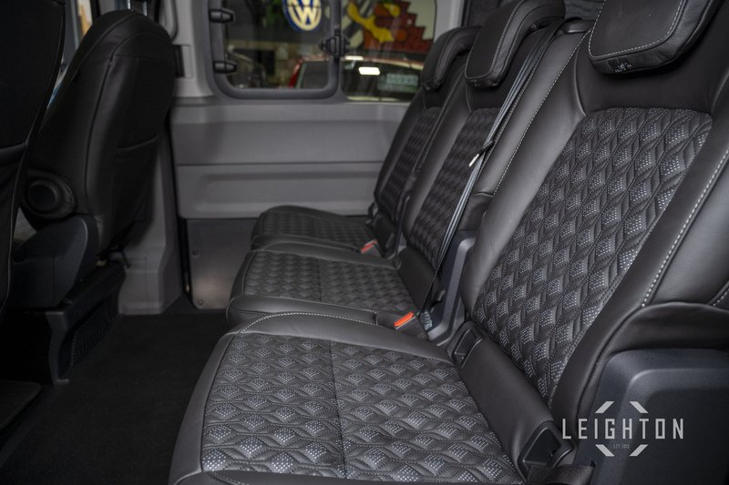 Volkswagen Transporter 2.0 T32 170PS Diesel Auto Kombi LWB - N5935