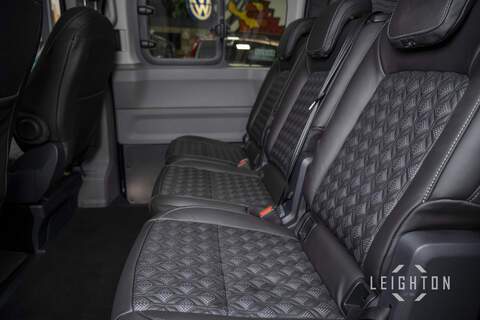 Volkswagen Transporter 2.0 T32 170PS Diesel Auto Kombi LWB - N5935