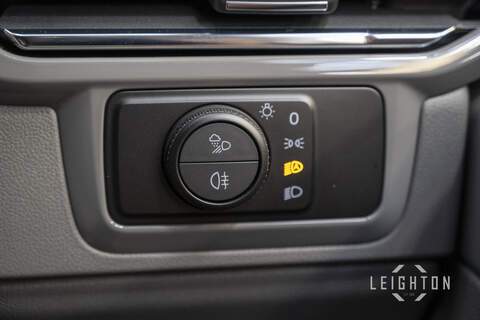 Volkswagen Transporter 2.0 T32 170PS Diesel Auto Kombi LWB - N5935