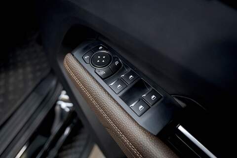 Volkswagen Amarok 2024 PANAMERICANA 10sp 3.0TDI 240PS Automatic 4MOTION Midnight Black - N5939
