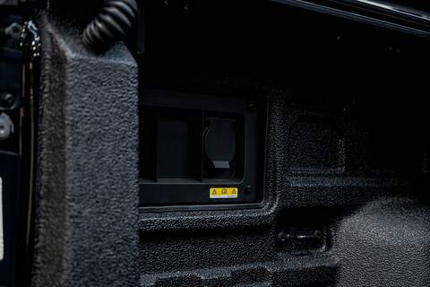 Volkswagen Amarok 2024 PANAMERICANA 10sp 3.0TDI 240PS Automatic 4MOTION Midnight Black - N5940