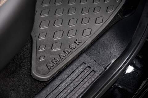 Volkswagen Amarok 2024 PANAMERICANA 10sp 3.0TDI 240PS Automatic 4MOTION Midnight Black - N5940