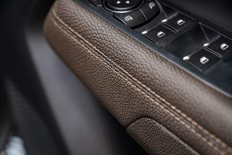 Volkswagen Amarok 2024 PANAMERICANA 10sp 3.0TDI 240PS Automatic 4MOTION Midnight Black - N5940