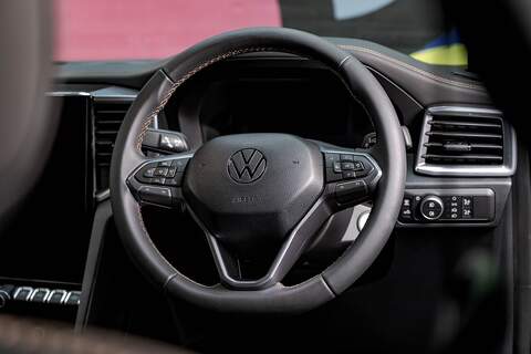 Volkswagen Amarok 2024 PANAMERICANA 10sp 3.0TDI 240PS Automatic 4MOTION Midnight Black - N5940