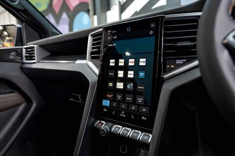 Volkswagen Amarok 2024 PANAMERICANA 10sp 3.0TDI 240PS Automatic 4MOTION Midnight Black - N5940