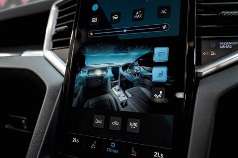 Volkswagen Amarok 2024 PANAMERICANA 10sp 3.0TDI 240PS Automatic 4MOTION Midnight Black - N5940