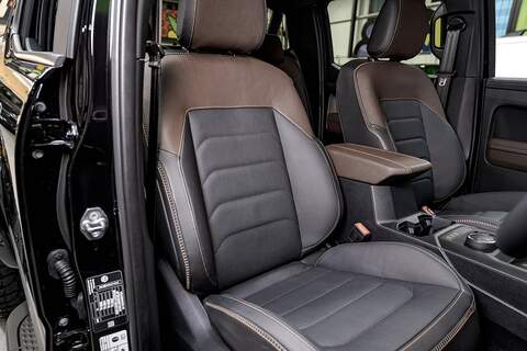 Volkswagen Amarok 2024 PANAMERICANA 10sp 3.0TDI 240PS Automatic 4MOTION Midnight Black - N5940