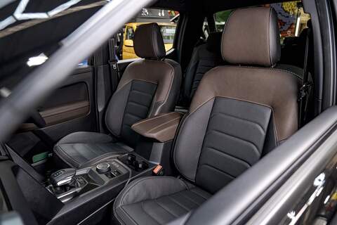 Volkswagen Amarok 2024 PANAMERICANA 10sp 3.0TDI 240PS Automatic 4MOTION Midnight Black - N5940