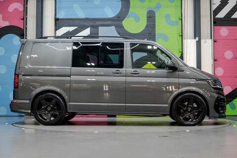 Volkswagen Transporter 2.0 T32 Diesel 204PS DSG 4MOTION Kombi SWB - N5943