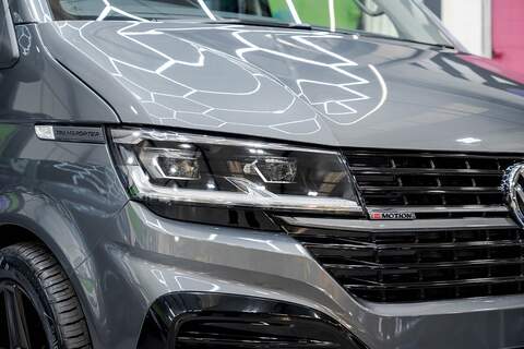 Volkswagen Transporter 2.0 T32 Diesel 204PS DSG 4MOTION Kombi SWB - N5943