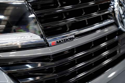 Volkswagen Transporter 2.0 T32 Diesel 204PS DSG 4MOTION Kombi SWB - N5943