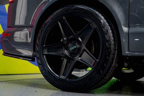 Volkswagen Transporter 2.0 T32 Diesel 204PS DSG 4MOTION Kombi SWB - N5943