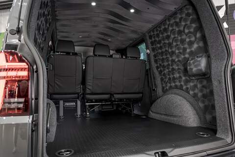 Volkswagen Transporter 2.0 T32 Diesel 204PS DSG 4MOTION Kombi SWB - N5943