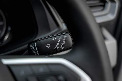 Volkswagen Transporter 2.0 T32 Diesel 204PS DSG 4MOTION Kombi SWB - N5943