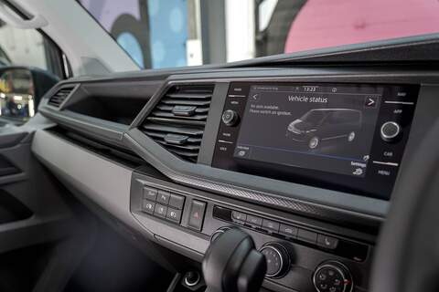 Volkswagen Transporter 2.0 T32 Diesel 204PS DSG 4MOTION Kombi SWB - N5943