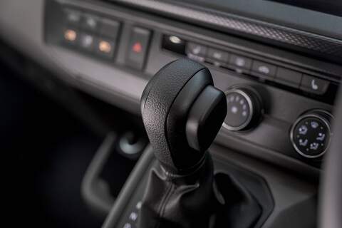 Volkswagen Transporter 2.0 T32 Diesel 204PS DSG 4MOTION Kombi SWB - N5943