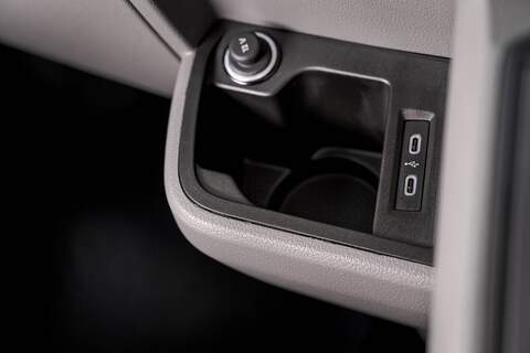 Volkswagen Transporter 2.0 T32 Diesel 204PS DSG 4MOTION Kombi SWB - N5943